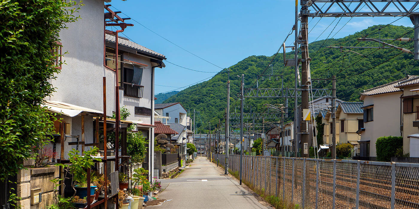 侵入者が好む「侵入しやすい家」の特徴とは？